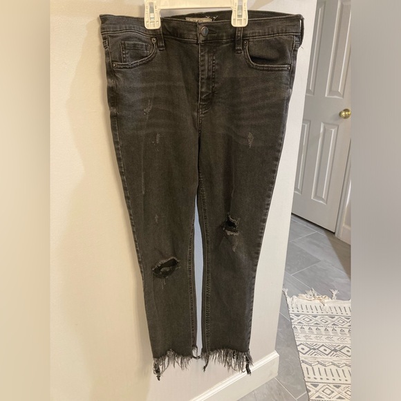 Free People Great Heights Frayed Skinny Faded Black Jeans Size 30 Fringe Row Hem - Picture 2 of 4